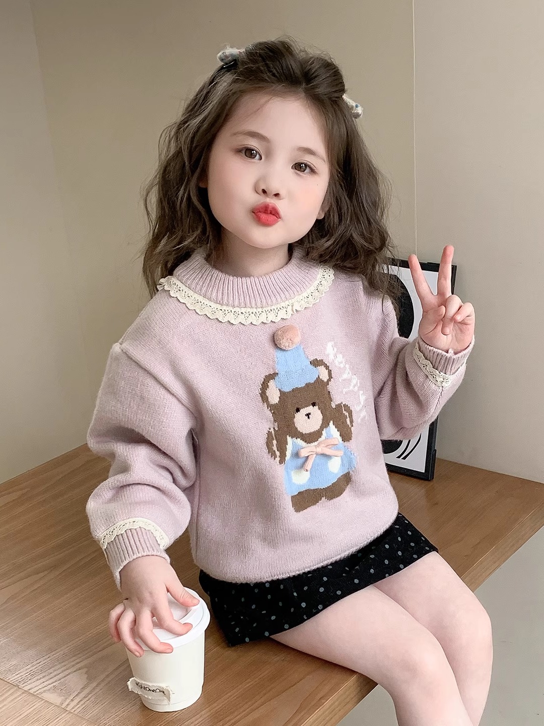Winter Under Clothing - Suéter Infantil Feminino de Tricô com